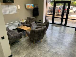 Комфортная клиентская зона ожидания